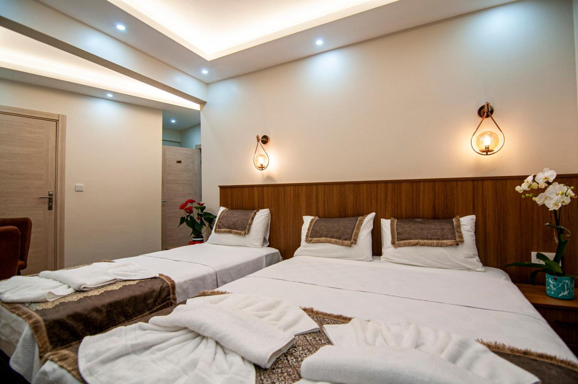 Historia Hotel Istanbul Bagian luar foto