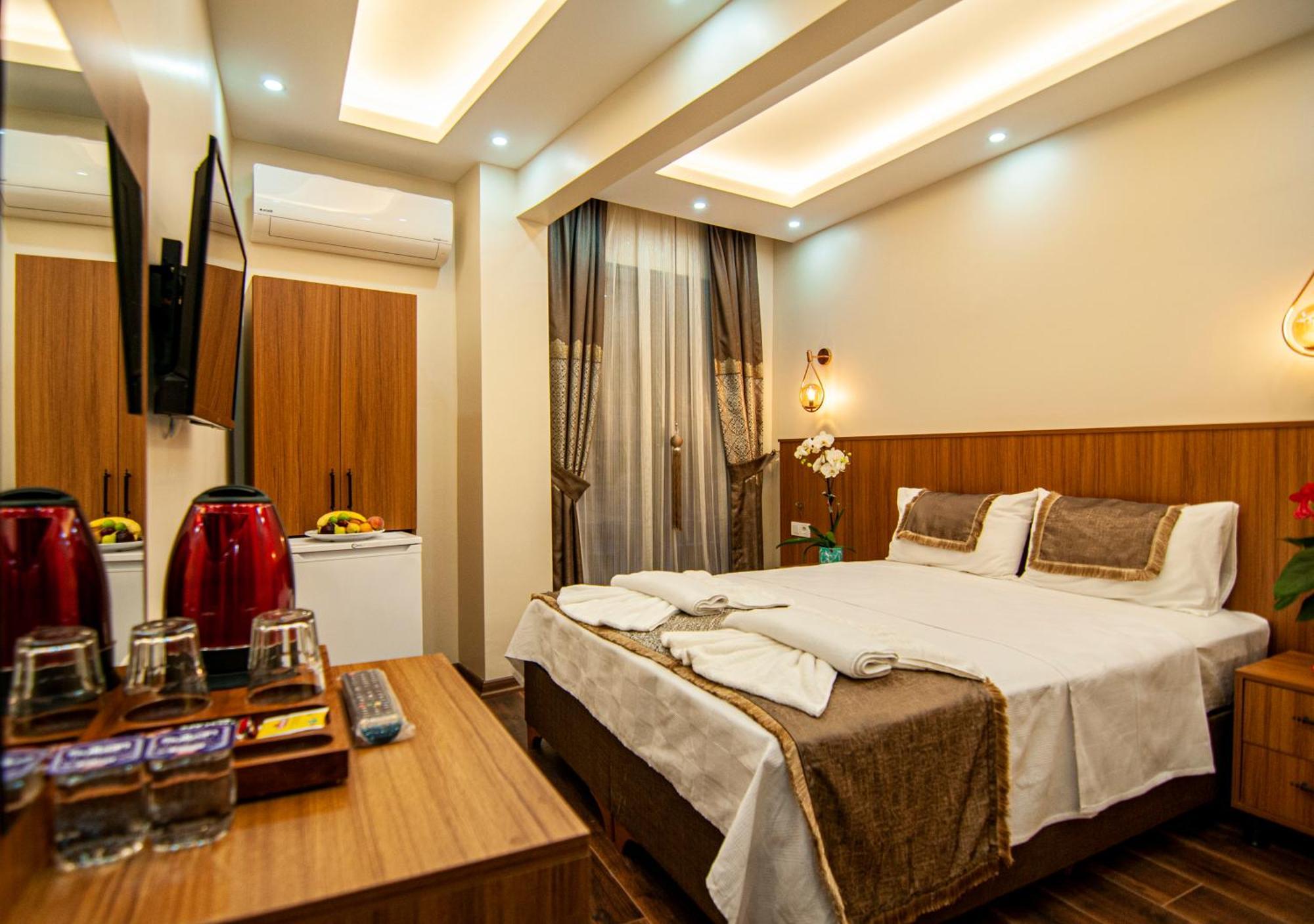 Historia Hotel Istanbul Bagian luar foto